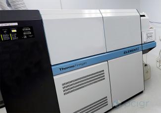 Thermo Finnigan (Thermo Scientific) Element 2 high-resolution sector field ICP-MS